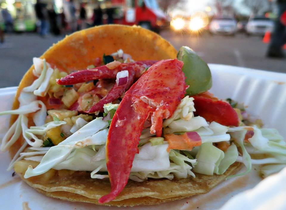 gluten-free lobster taco closeup